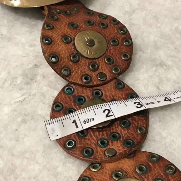 VINTAGE Leather Brass Concho Belt Womens Brown Boho Hippie Grommet Eyelet 70s - Picture 13 of 13